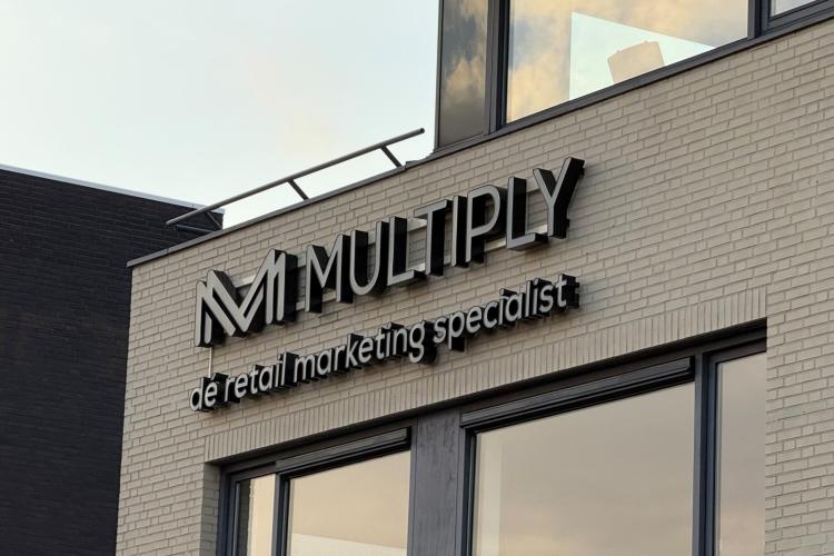 Multiply verhuist naar Koraalrood 131